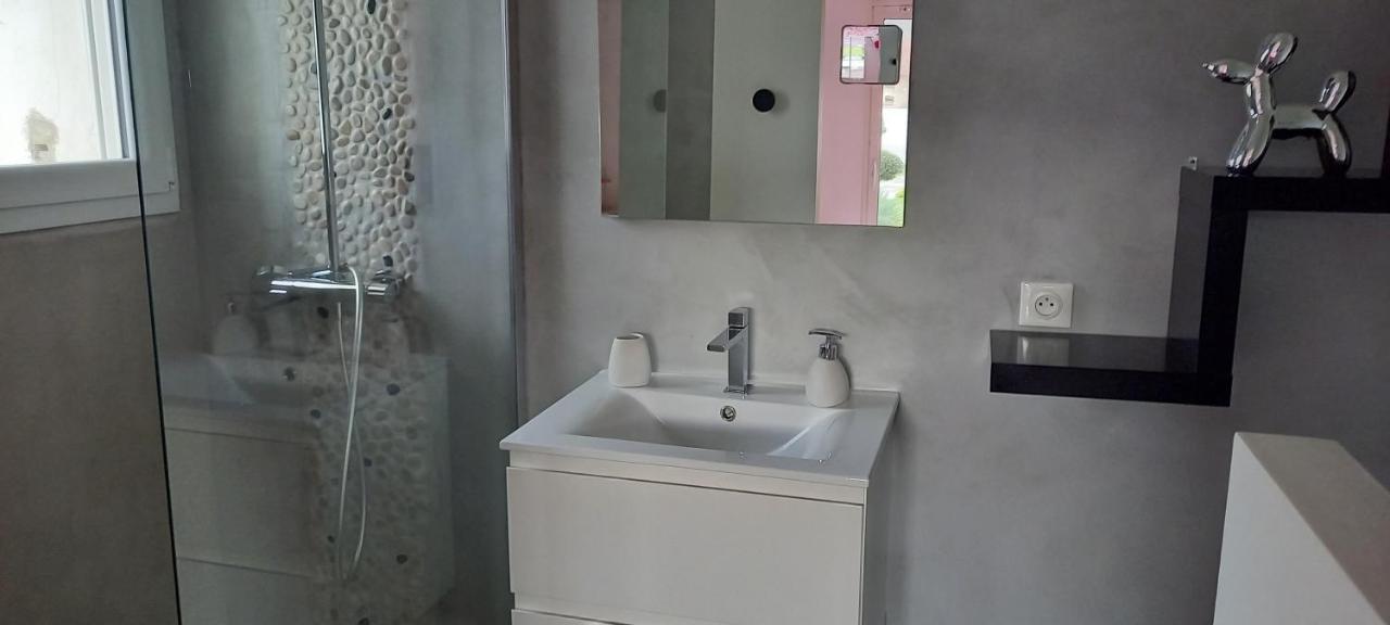 Chez Anne Marie Apartment Beausemblant Екстериор снимка